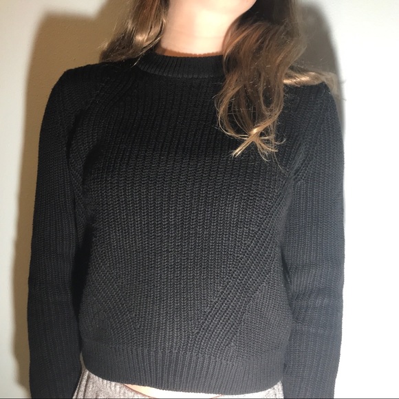 H&M Basic Black Textured Sweater - Picture 2 of 4